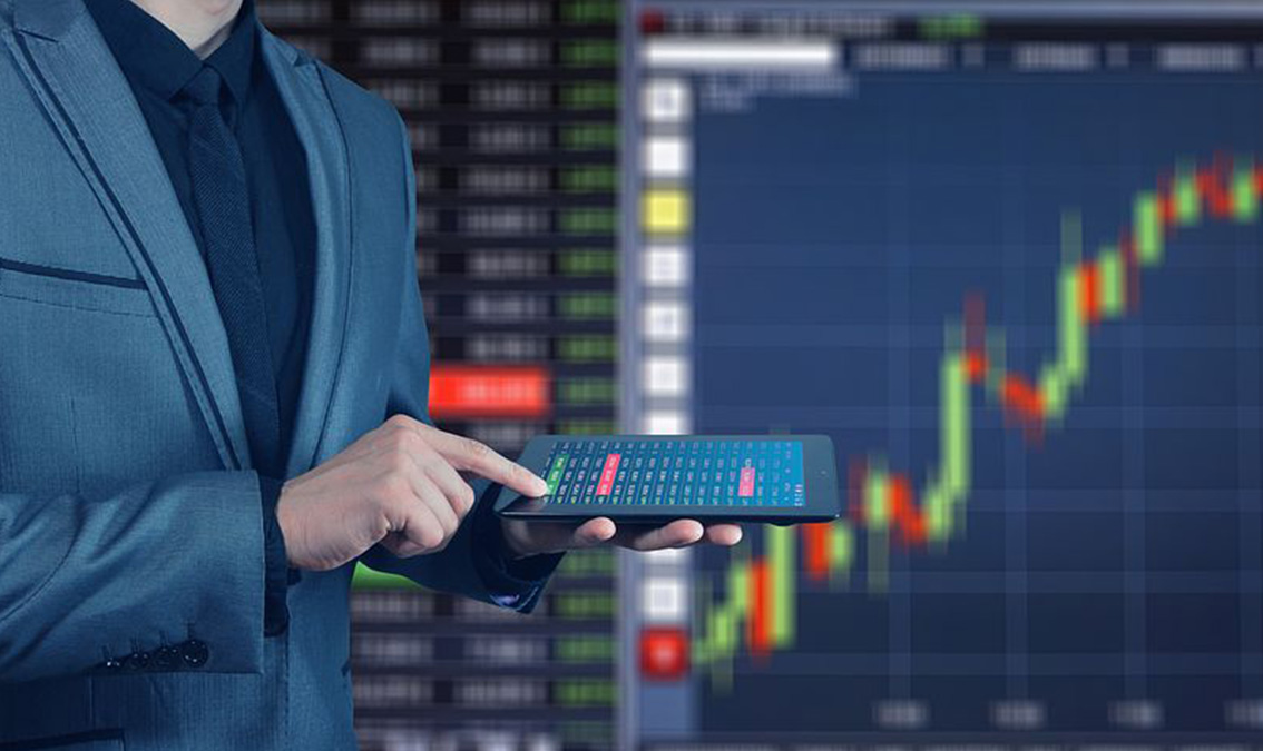 [ECON7001] Foundations in Macroeconomics (St Lucia & external). Semester 1, 2023 ECON7001